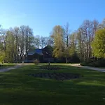 아파트 Almar Przy Termach Cieplickich I Parku Norweskim 옐레니아구라