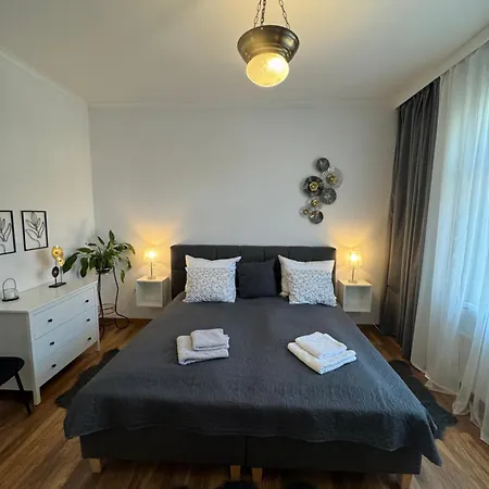 Almar Cieplice-zdroj Apartmán *